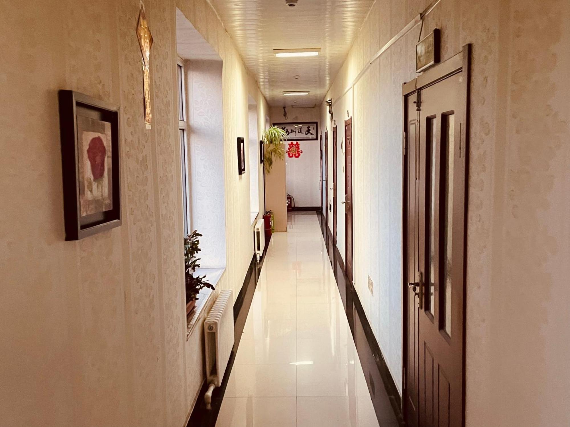 哈尔滨机场东方红运宾馆 Otel Dış mekan fotoğraf