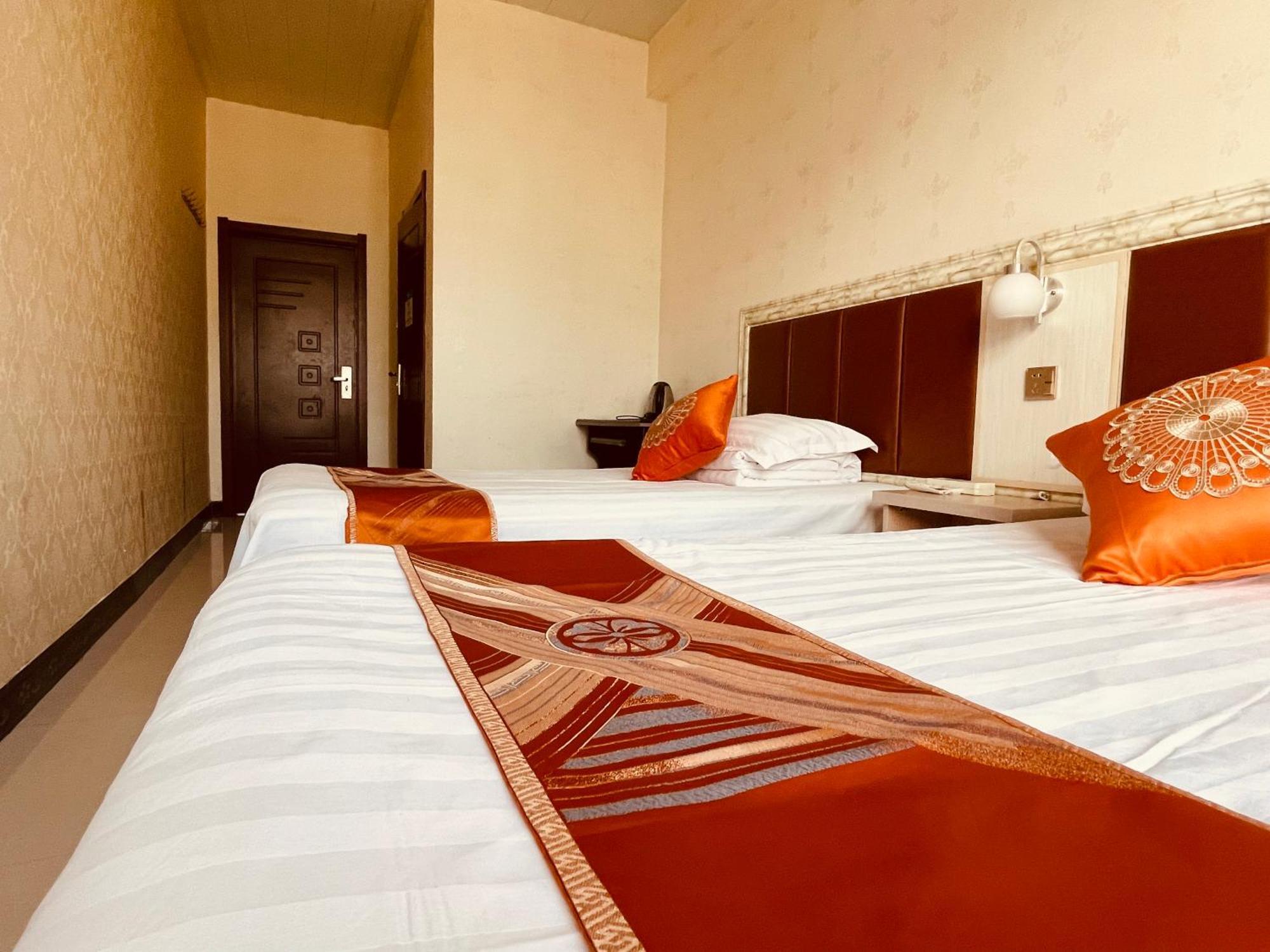 哈尔滨机场东方红运宾馆 Otel Oda fotoğraf