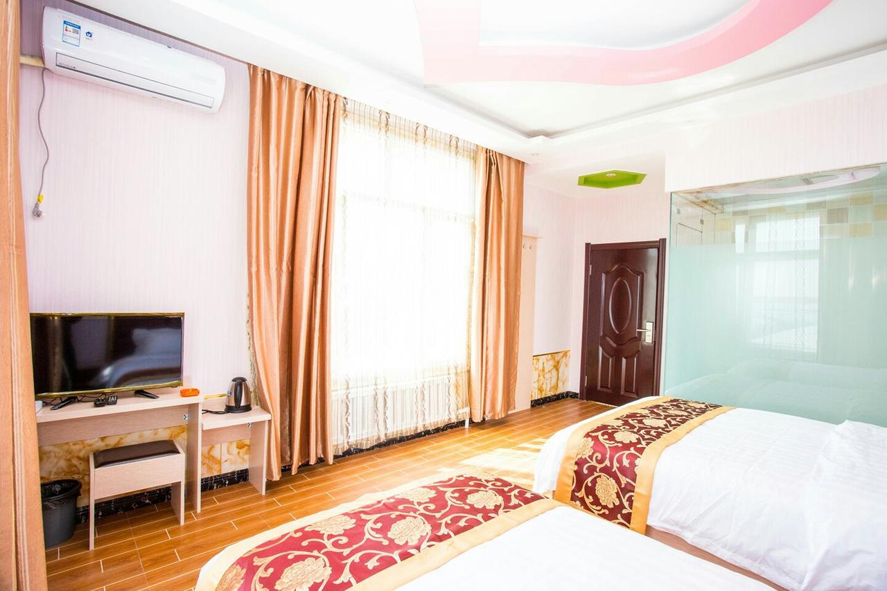 哈尔滨机场东方红运宾馆 Otel Dış mekan fotoğraf