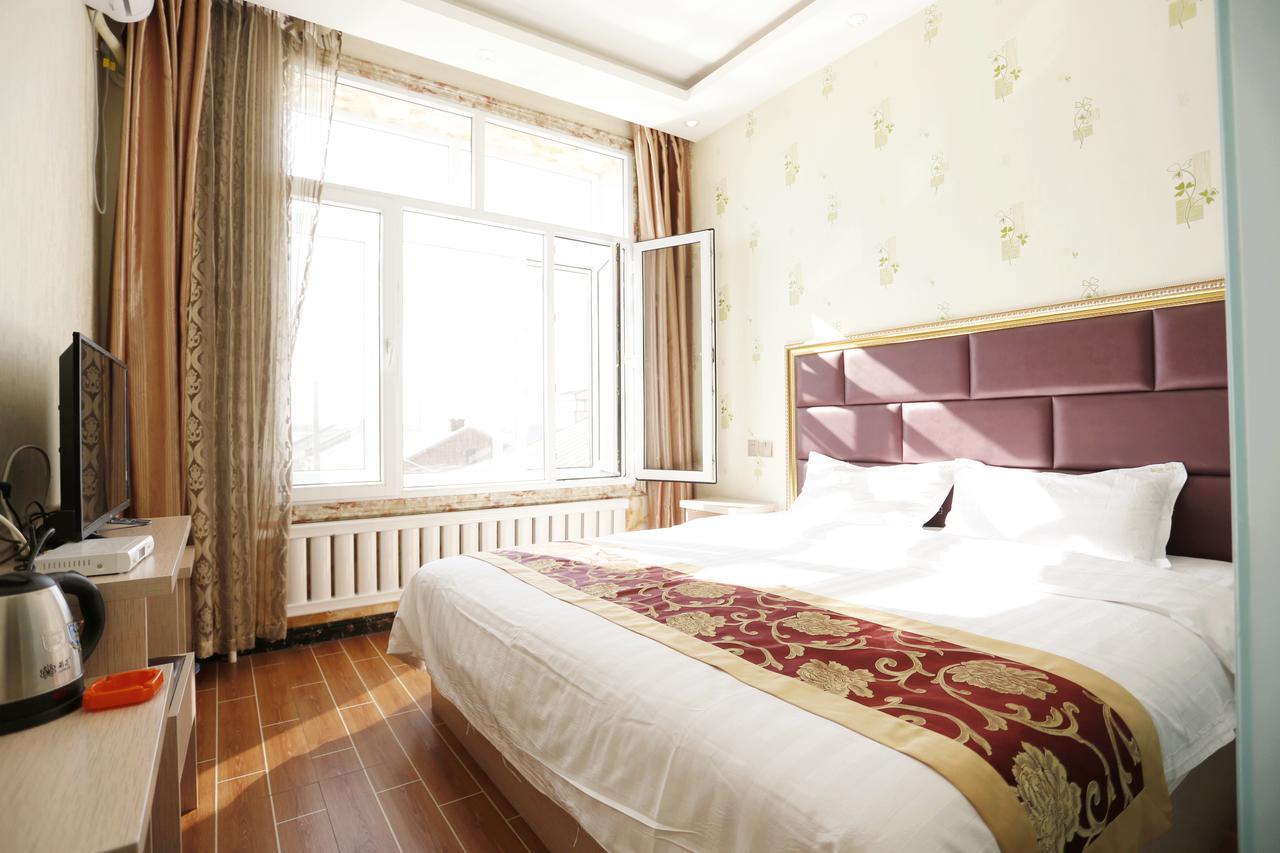 哈尔滨机场东方红运宾馆 Otel Dış mekan fotoğraf