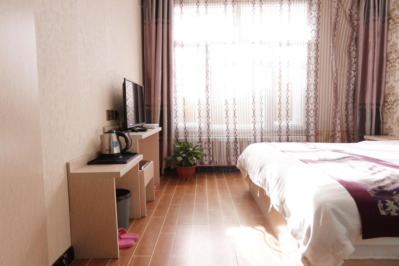 哈尔滨机场东方红运宾馆 Otel Dış mekan fotoğraf